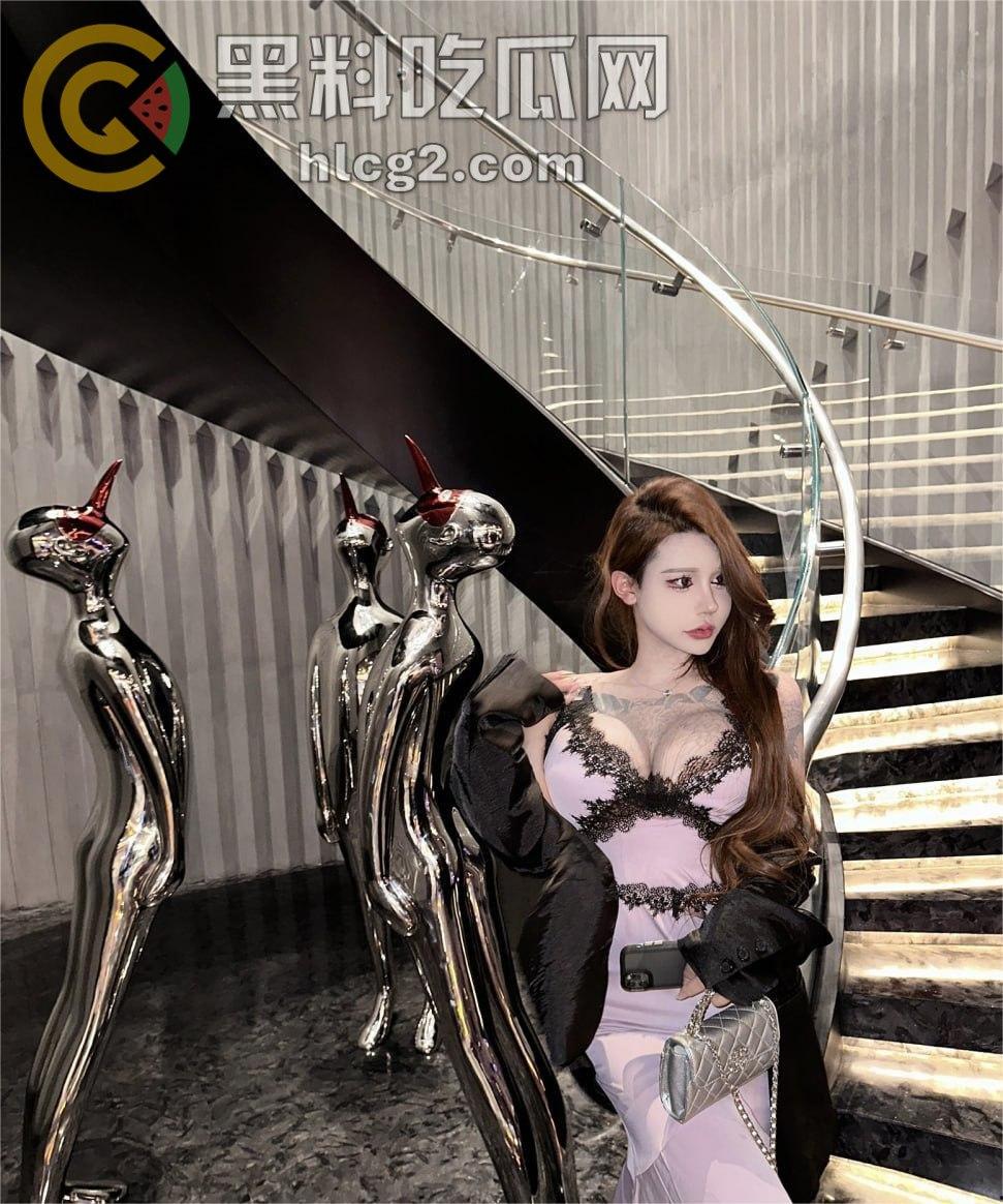 品巨乳蜂腰T娘【恩恩】私拍曝光，野战骚浪到极致，直男们的终极幻想！