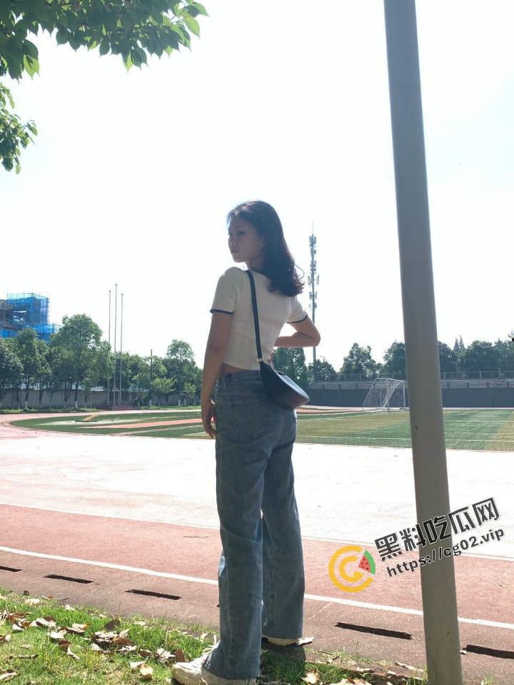 浙江中医药滨江学院 反差婊骚逼偷情 被善良的男友愤怒曝光 性爱视频流出