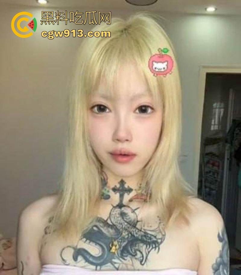 极品性感少女【胡美玲】性爱视频泄漏，超级嫩妹被男友按头深喉口爆，滴蜡调教后猛烈后入，极其淫荡！